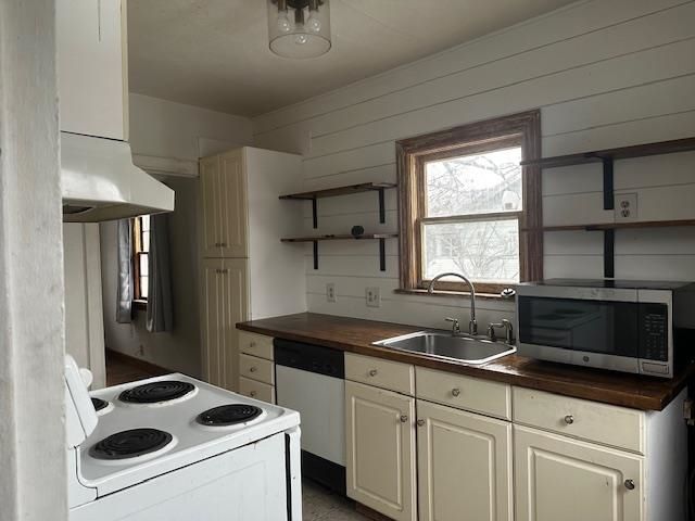 422 E Rich Ave, Spokane, WA 99207