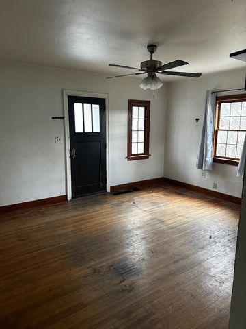 422 E Rich Ave, Spokane, WA 99207