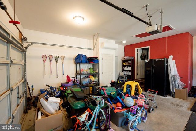 1817 W CLEAR LAKE DR, Salisbury, MD 21804