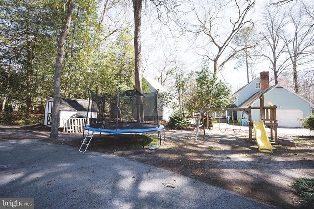 1817 W CLEAR LAKE DR, Salisbury, MD 21804