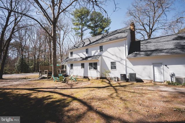 1817 W CLEAR LAKE DR, Salisbury, MD 21804