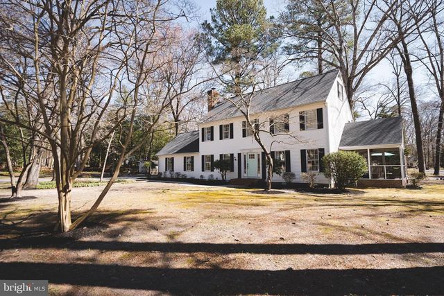 1817 W CLEAR LAKE DR, Salisbury, MD 21804