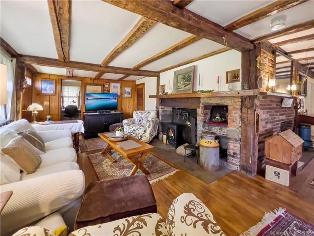 81 & 63 Currituck Road, Newtown, CT 06470