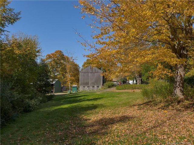 81 & 63 Currituck Road, Newtown, CT 06470