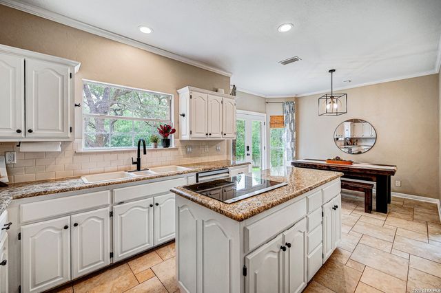 15602 Rose Crest, San Antonio, TX 78248