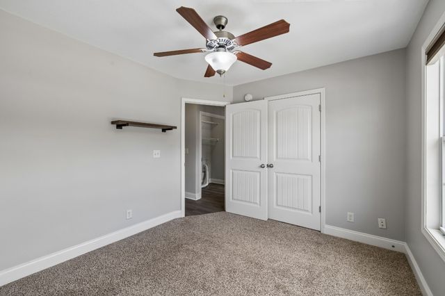 688 Fox Trail Ct, Clarksville, TN 37040