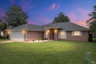9568 Dynasty Ln, Navarre, FL 32566