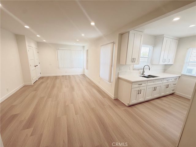 4123 Ocean View Blvd 3, Montrose, CA 91020