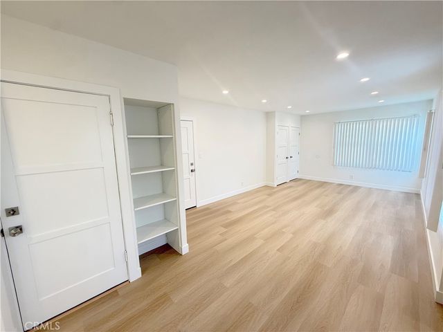 4123 Ocean View Blvd 3, Montrose, CA 91020