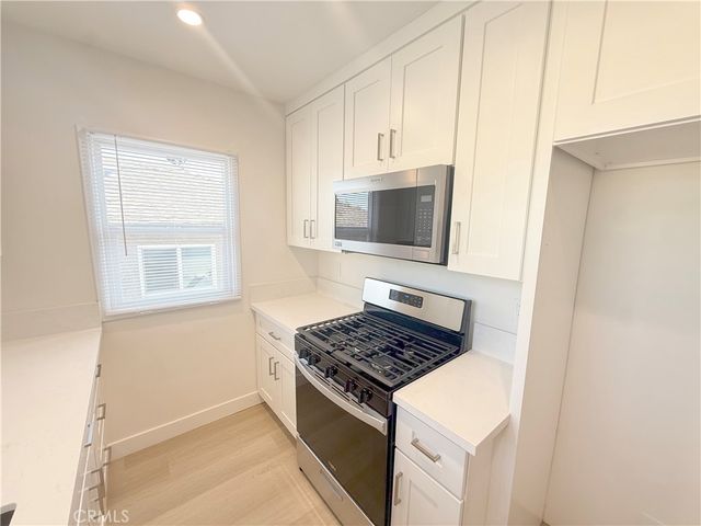 4123 Ocean View Blvd 3, Montrose, CA 91020