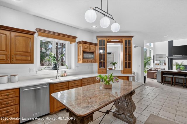 6384 Ridgepond Place, East Lansing, MI 48823