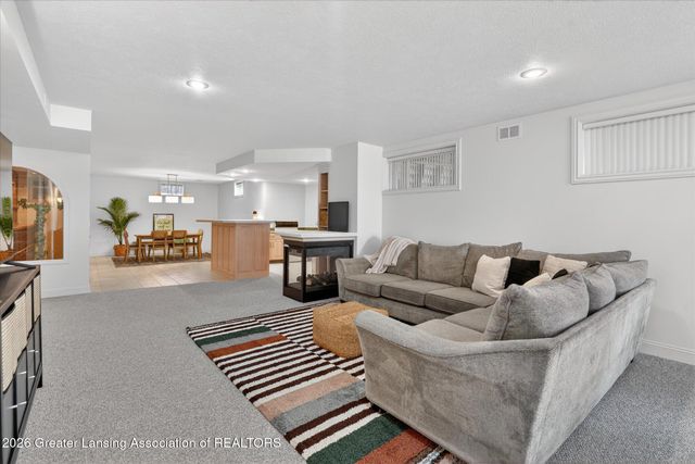 6384 Ridgepond Place, East Lansing, MI 48823