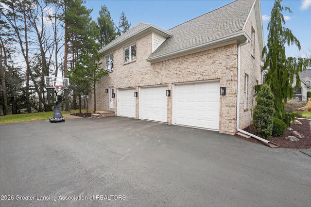 6384 Ridgepond Place, East Lansing, MI 48823