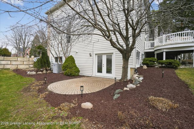 6384 Ridgepond Place, East Lansing, MI 48823