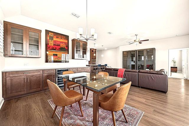 10010 Starry Night Lane, Manvel, TX 77578