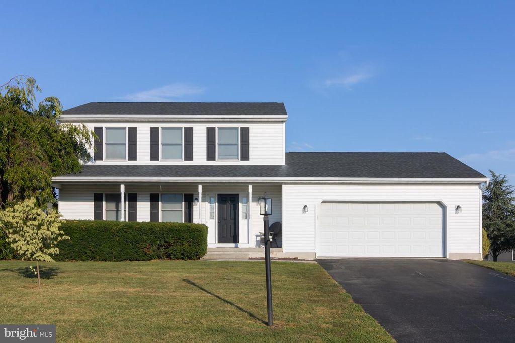 87 LION DR, Hanover, PA 17331