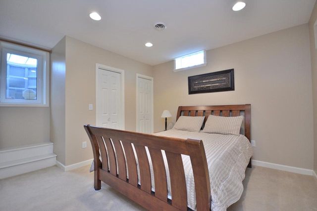 W224N2618 Ridgewood LANE, Waukesha, WI 53186