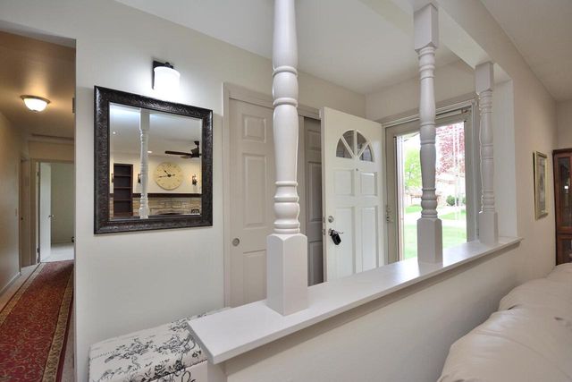 W224N2618 Ridgewood LANE, Waukesha, WI 53186