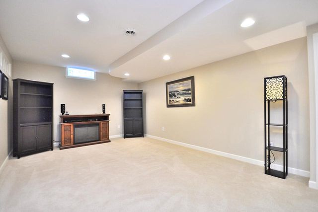 W224N2618 Ridgewood LANE, Waukesha, WI 53186