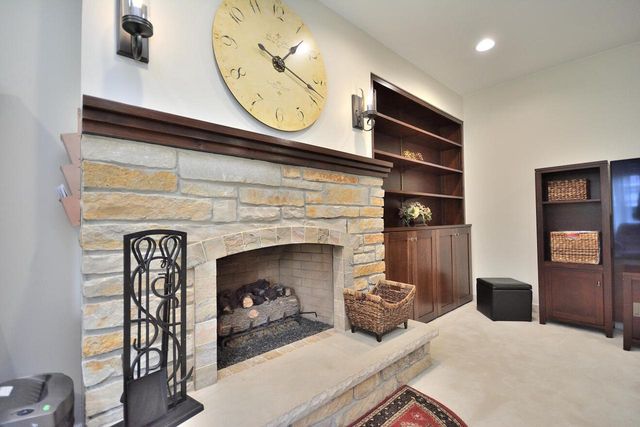W224N2618 Ridgewood LANE, Waukesha, WI 53186