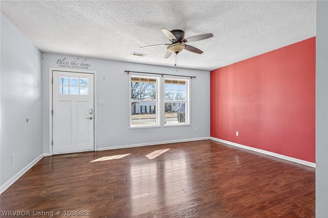 313 Cherrybark Place, Greenwood, AR 72936