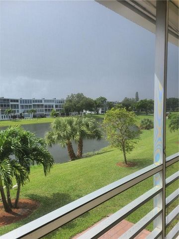 82 Oakridge G 82 82, Deerfield Beach, FL 33442