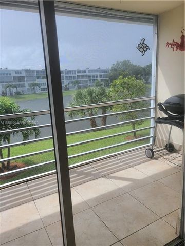 82 Oakridge G 82 82, Deerfield Beach, FL 33442
