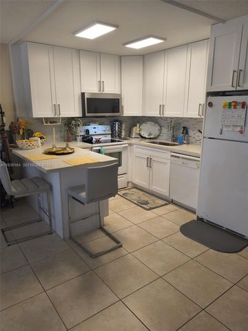 82 Oakridge G 82 82, Deerfield Beach, FL 33442