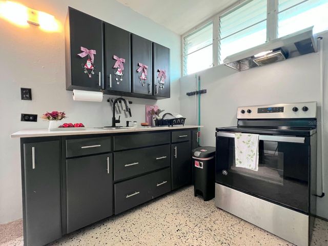 16 URB. LOS MAESTROS, Gurabo, PR 00778