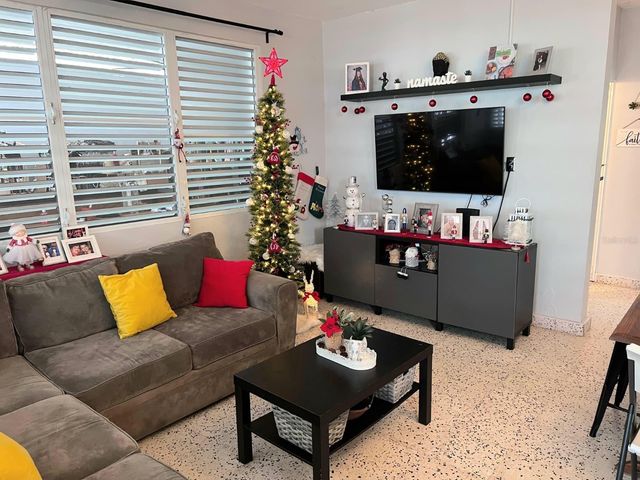 16 URB. LOS MAESTROS, Gurabo, PR 00778