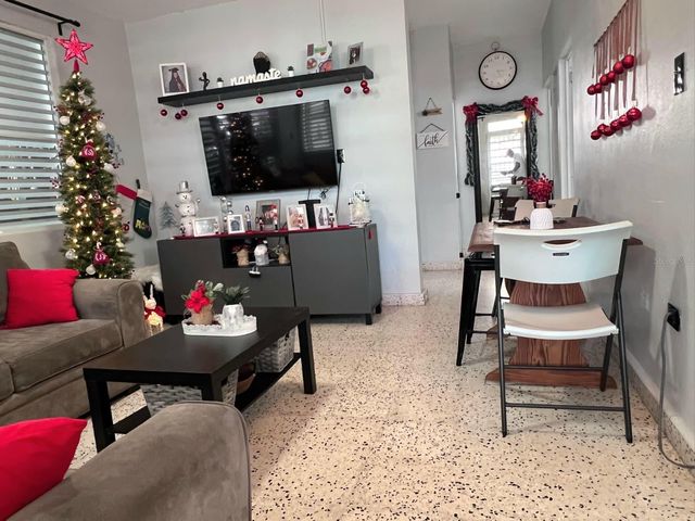 16 URB. LOS MAESTROS, Gurabo, PR 00778