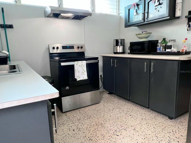 16 URB. LOS MAESTROS, Gurabo, PR 00778