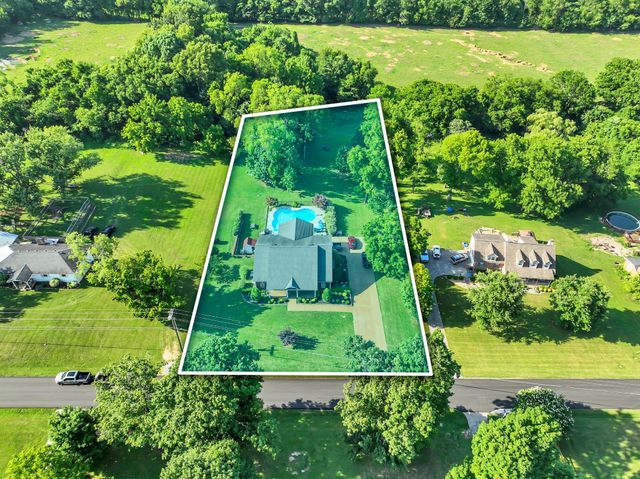 116 Faulkner Ln, Mount Juliet, TN 37122