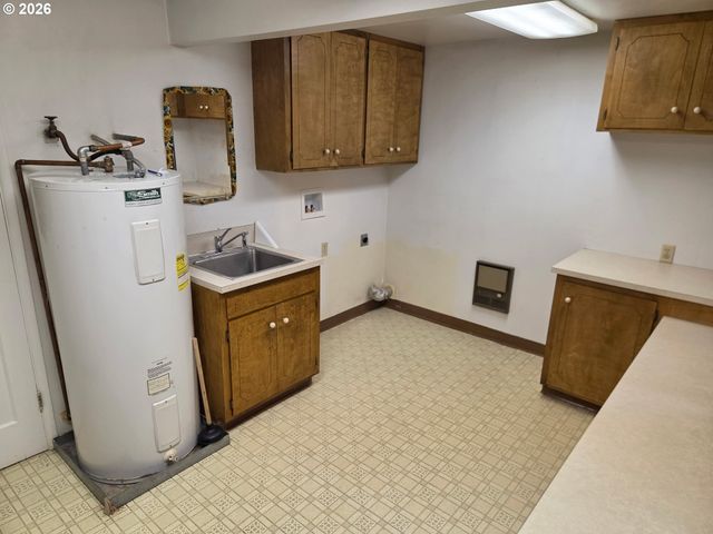 349 VAN DUYN St, Eugene, OR 97401