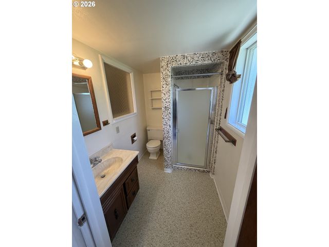 349 VAN DUYN St, Eugene, OR 97401