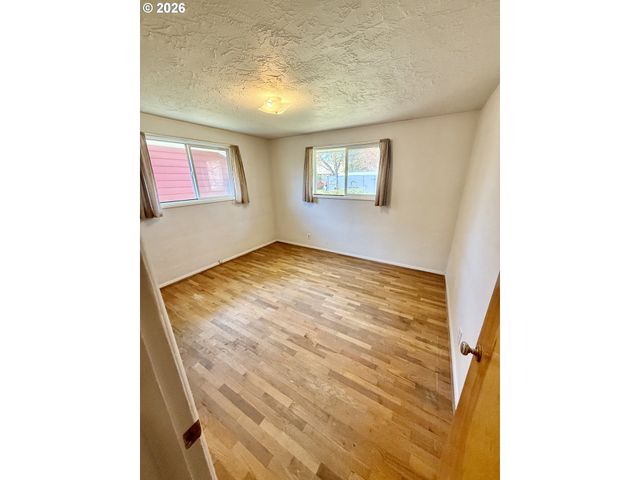 349 VAN DUYN St, Eugene, OR 97401