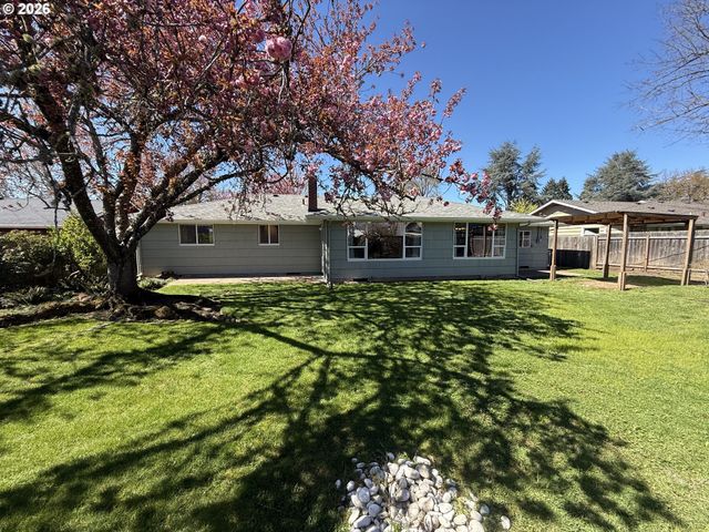 349 VAN DUYN St, Eugene, OR 97401