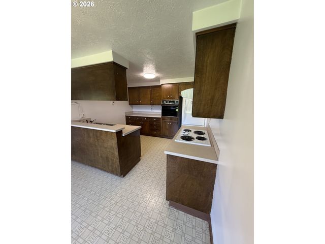 349 VAN DUYN St, Eugene, OR 97401