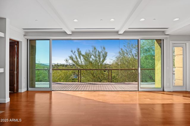 4820 E COTTONTAIL RUN Road N, Paradise Valley, AZ 85253