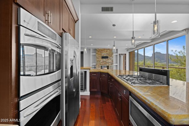 4820 E COTTONTAIL RUN Road N, Paradise Valley, AZ 85253