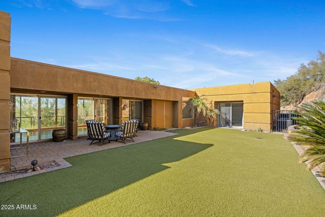 4820 E COTTONTAIL RUN Road N, Paradise Valley, AZ 85253