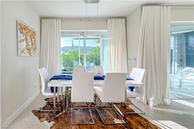 6980 Avalon CIR # 1104, Naples, FL 34112