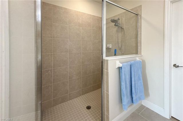 6980 Avalon CIR # 1104, Naples, FL 34112