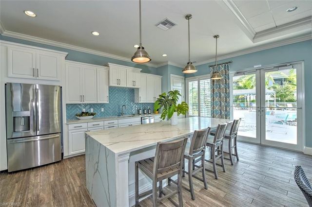 6980 Avalon CIR # 1104, Naples, FL 34112