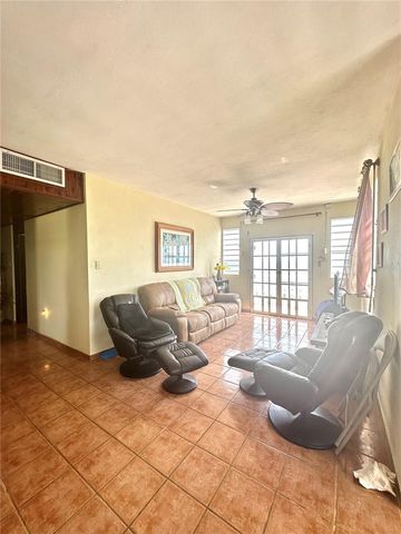 38 FLOR MARINA MAR CARIBE, Naguabo, PR 00718