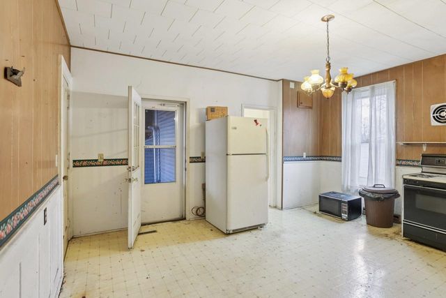 126 Maple Street, Evansville, WI 53536