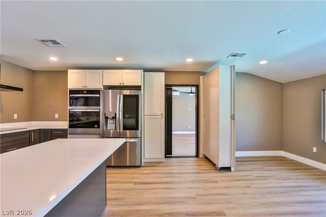 547 Ellen Way, Las Vegas, NV 89104