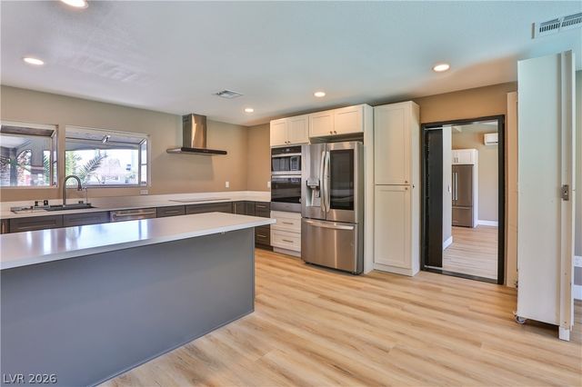 547 Ellen Way, Las Vegas, NV 89104