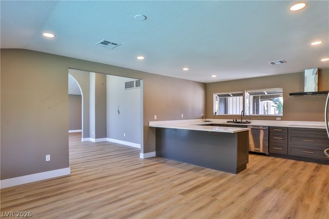 547 Ellen Way, Las Vegas, NV 89104