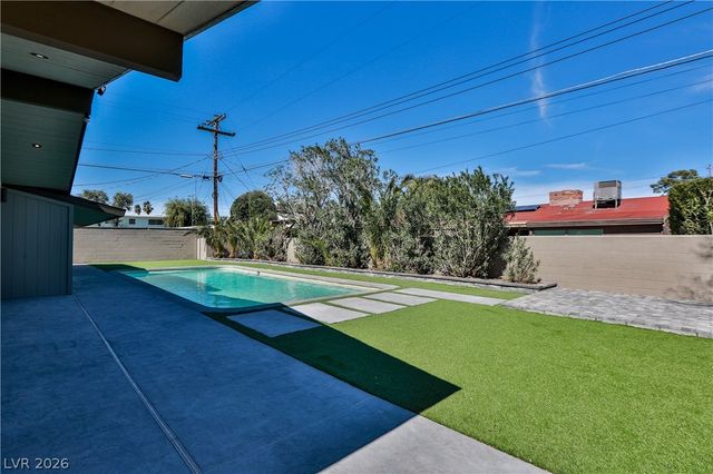 547 Ellen Way, Las Vegas, NV 89104